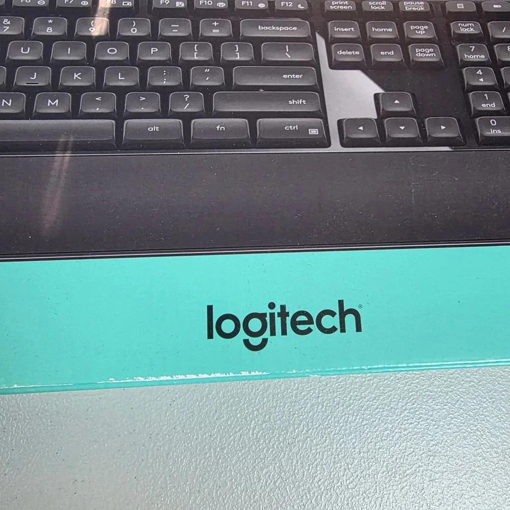Logitech MK540 Wireless Keyboard and Mouse Combo Black Advanced 920-008671